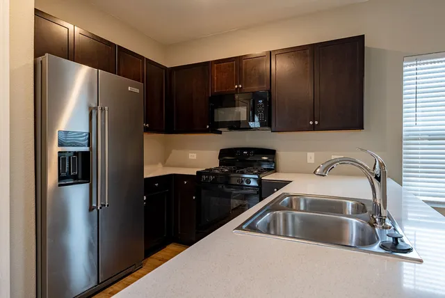 $1,750 | 7700 Poppy Petal Drive, Del Valle, TX 78617