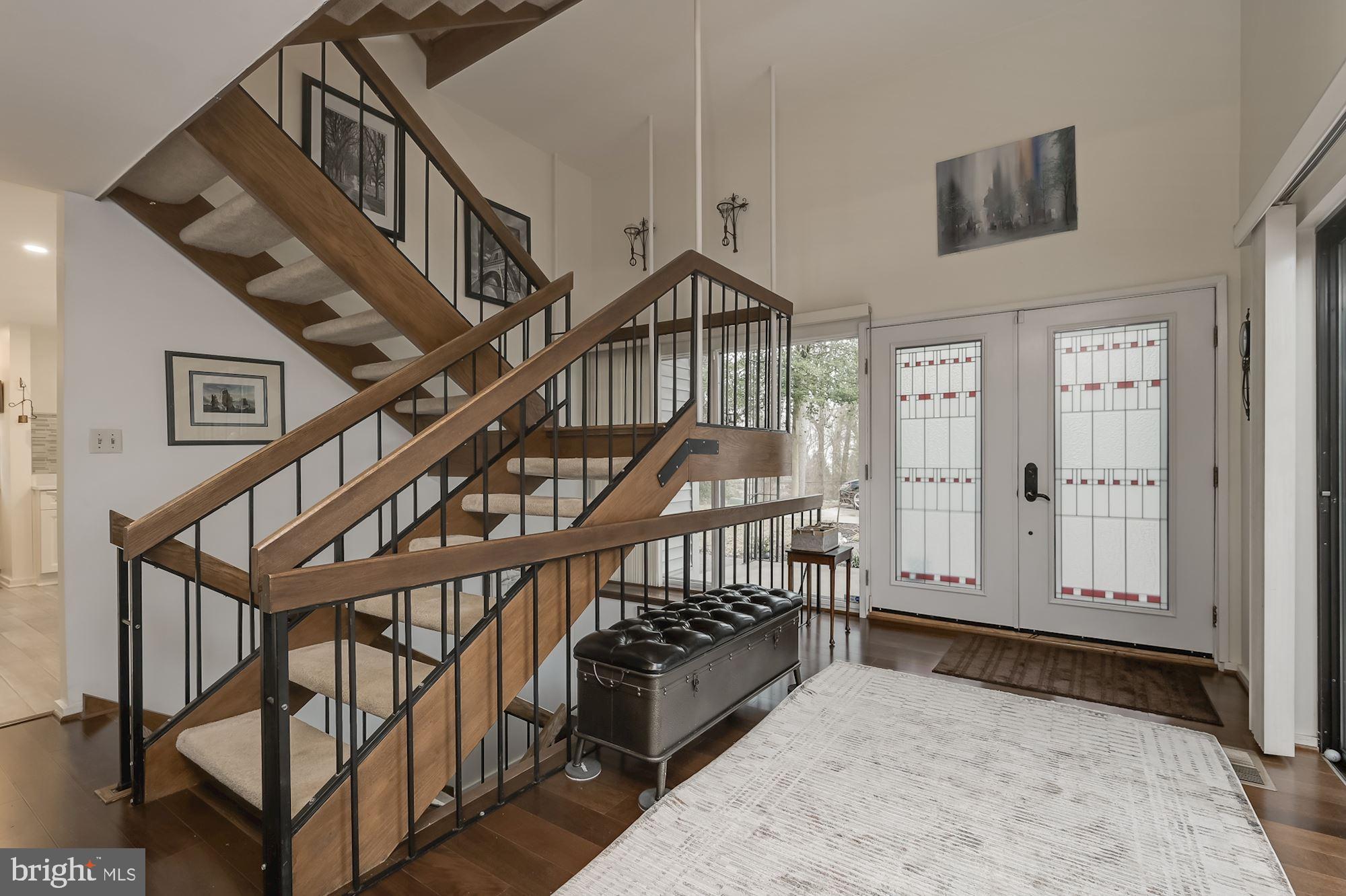 514 Edgewater Road Pasadena, MD 21122 - Photo 5 of 55 Foyer