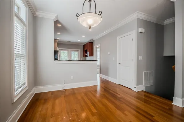 $2,400 | 2752 Wander Lane, Unit 27, Alpharetta, GA 30022