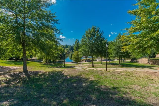 $2,400 | 2752 Wander Lane, Unit 27, Alpharetta, GA 30022