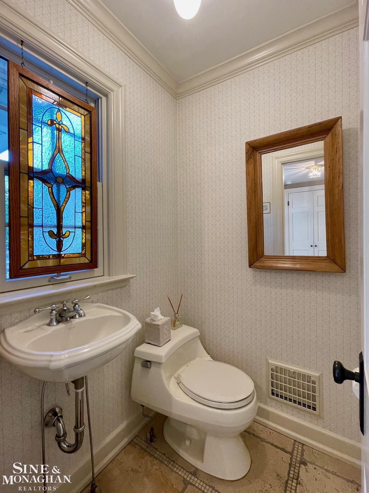 252 Moran Road Grosse Pointe Farms, MI 48236 - Photo 19 of 43