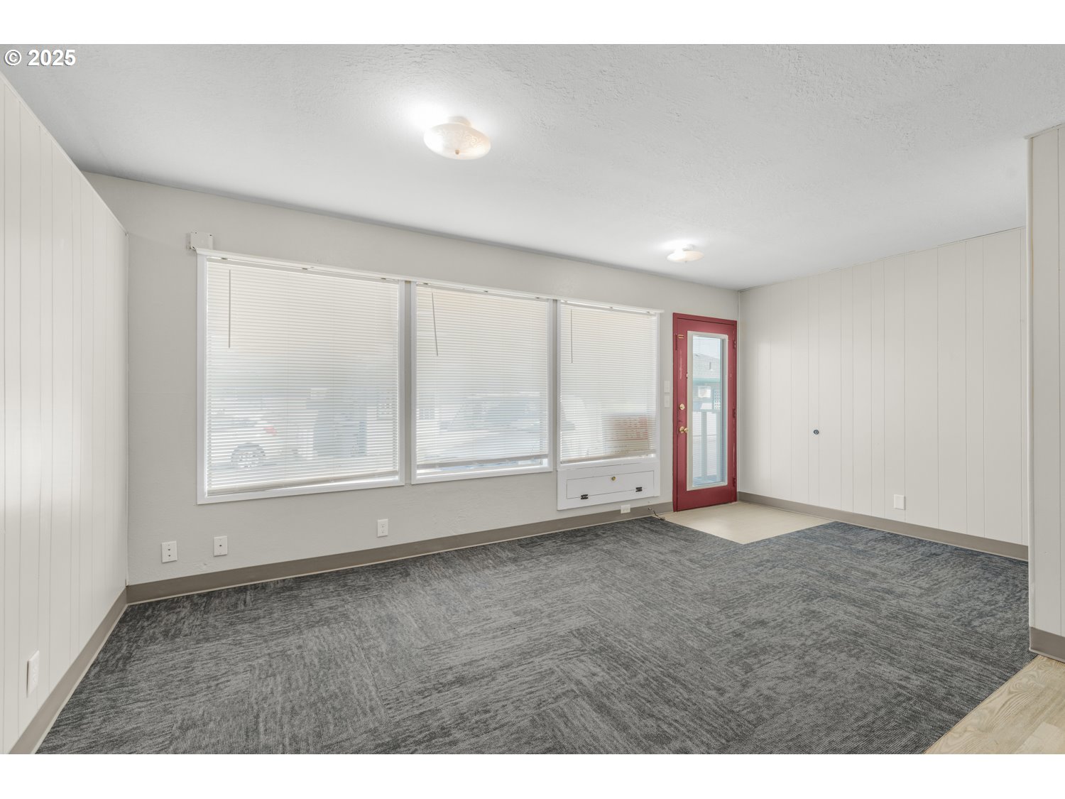 118 Engle Avenue Molalla, OR 97038 - Photo 23 of 40