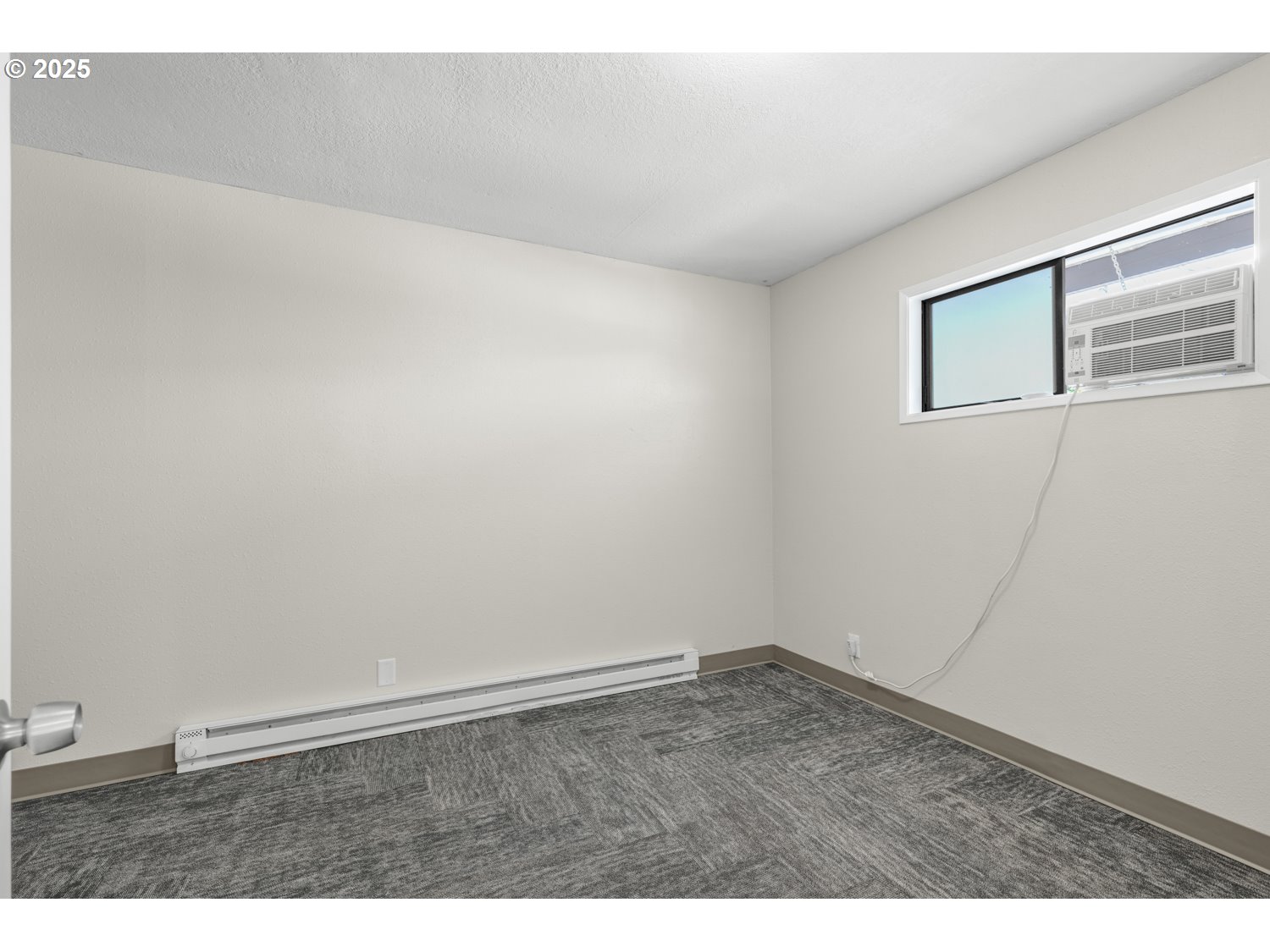 118 Engle Avenue Molalla, OR 97038 - Photo 27 of 40