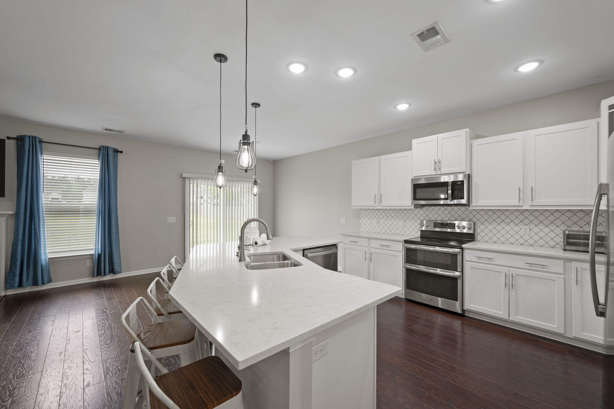 151 Lakelyn Road Moncks Corner, SC 29461 - Photo 8 of 47
