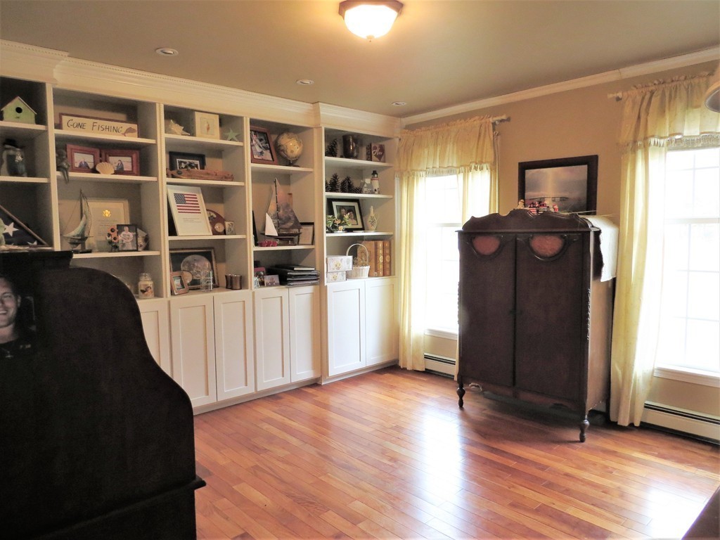 146 Wapping Road Kingston, MA 02364 - Photo 6 of 28 Gallery Image 6