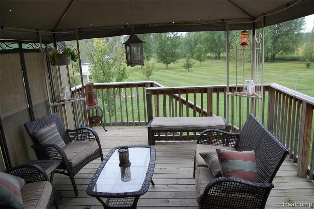 8172 West Coon Lake Road Gregory, MI 48137 - Photo 10 of 40