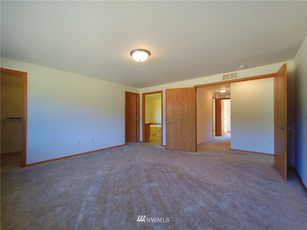 4035 O Brien Road Port Angeles, WA 98362 - Photo 11 of 25 Gallery Image 11
