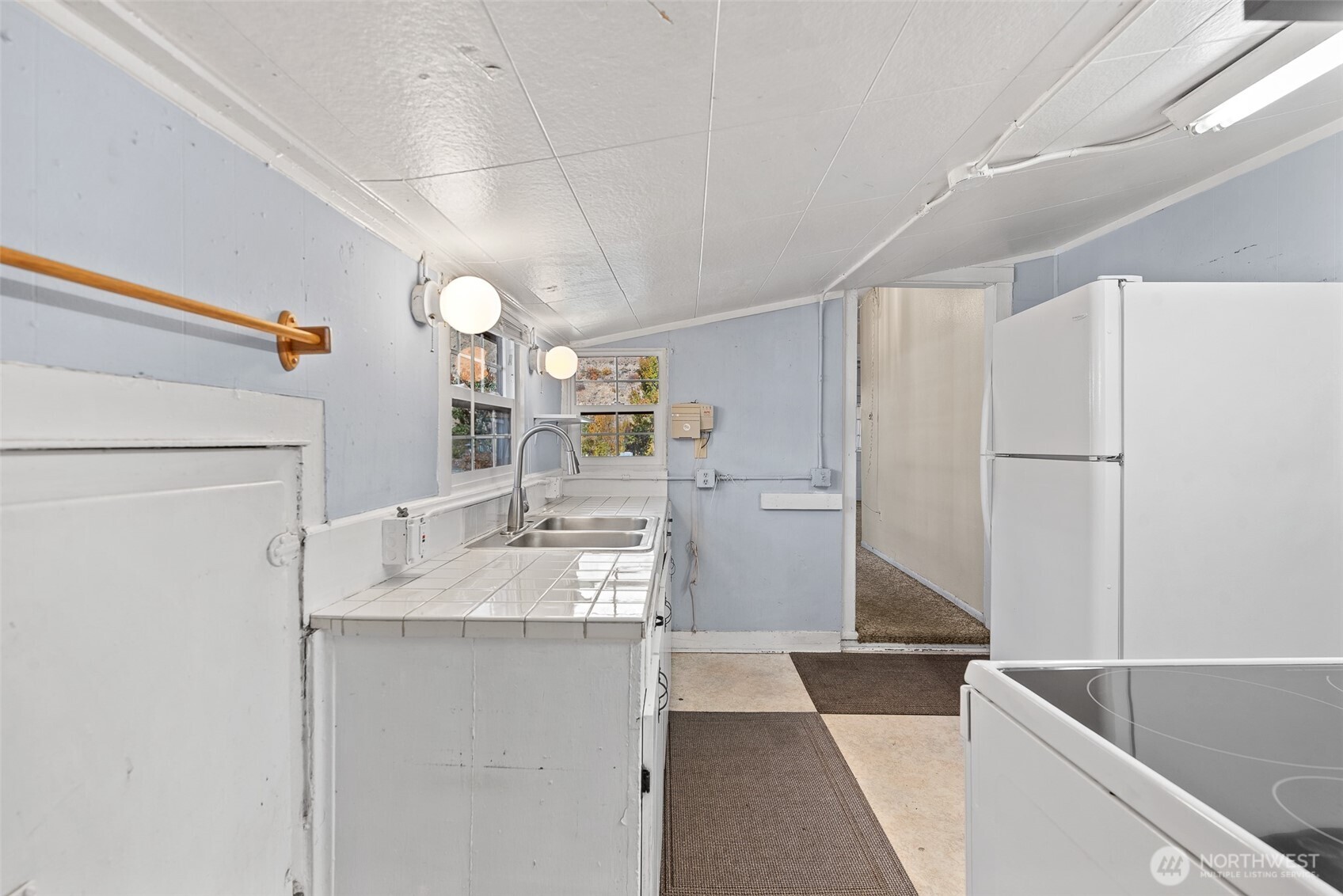 212 Riverside Drive Cashmere, WA 98815 - Photo 10 of 30 Gallery Image 10