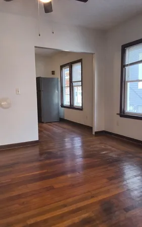 $1,850 | 560 William Street, Unit 1, Fall River, MA 02721