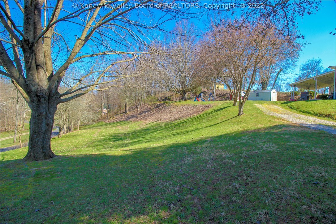 4504 Chestnut Road South Charleston, WV 25309 - Photo 24 of 30 Gallery Image 24