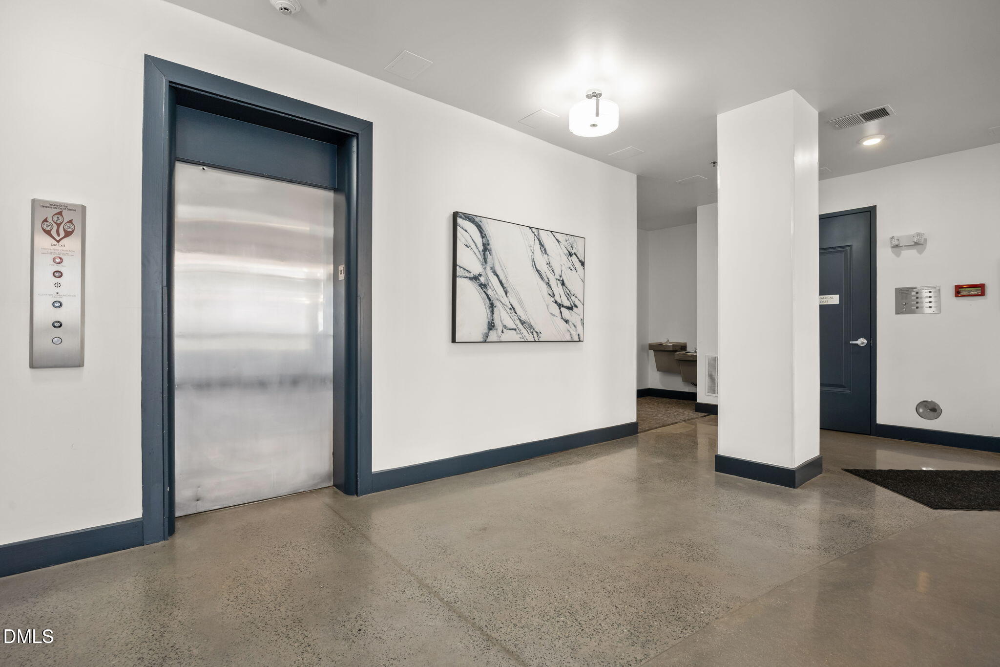 1300 St Marys Street, Unit 101 Raleigh, NC 27605 - Photo 23 of 26 Lobby