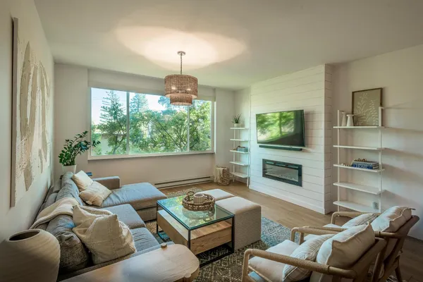 $648,000 | 1515 Arc Way, Unit 105, Burlingame, CA 94010