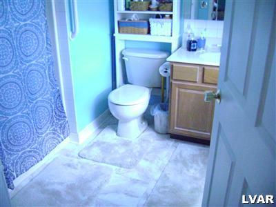 2590 Ben Jon Road Easton, PA 18040 - Photo 12 of 16 Gallery Image 12
