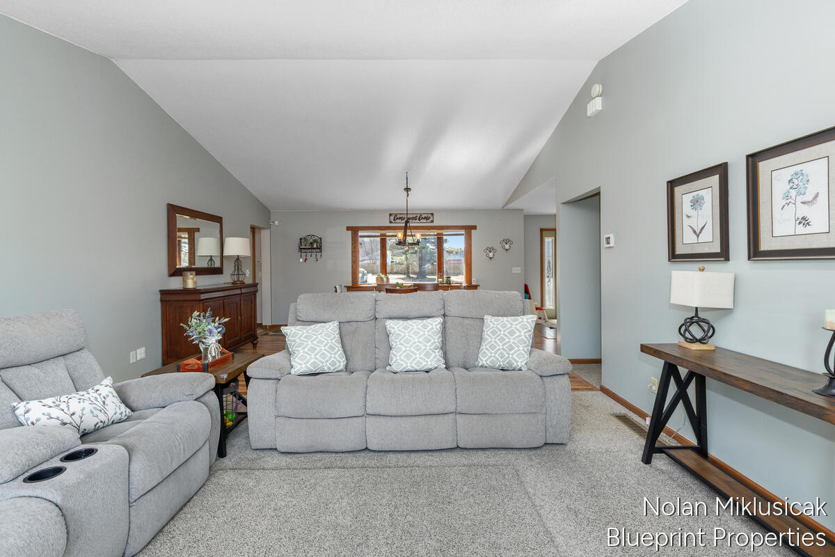 15342 West Almy Road Howard City, MI 49329 - Photo 11 of 82 15342-West-Almy_010