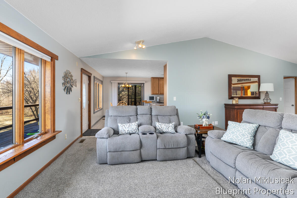 15342 West Almy Road Howard City, MI 49329 - Photo 12 of 82 15342-West-Almy_011