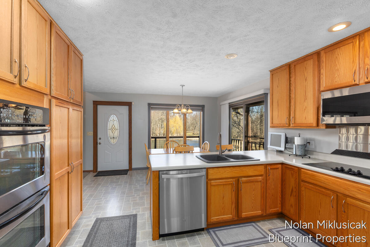 15342 West Almy Road Howard City, MI 49329 - Photo 17 of 82 15342-West-Almy_016