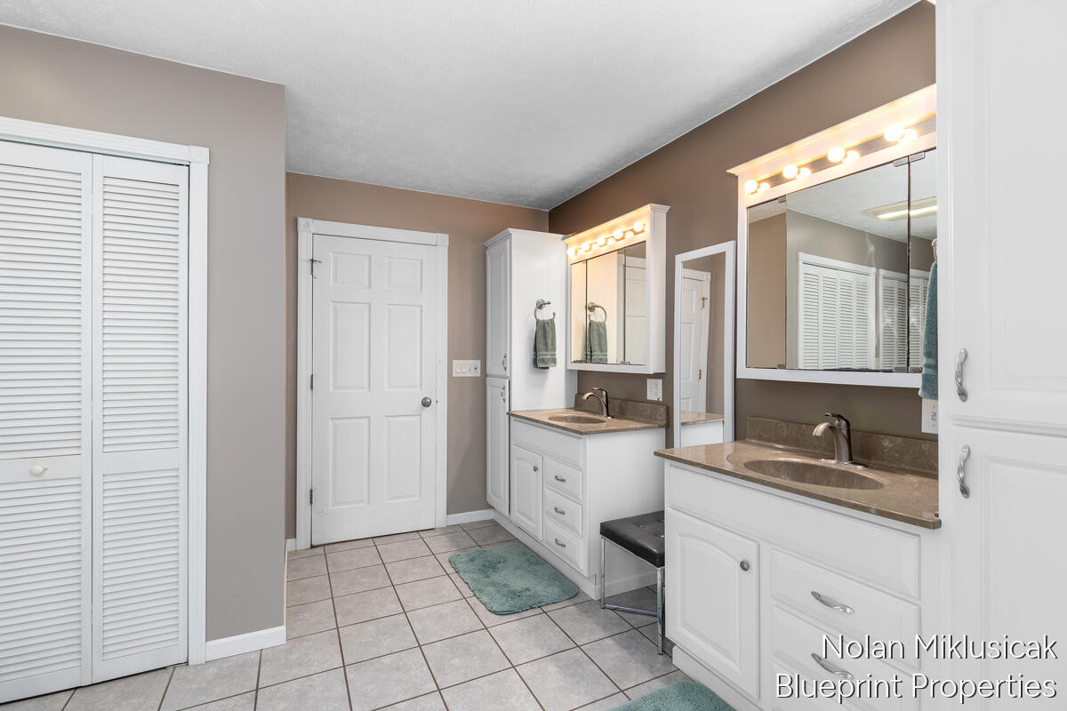 15342 West Almy Road Howard City, MI 49329 - Photo 23 of 82 15342-West-Almy_027