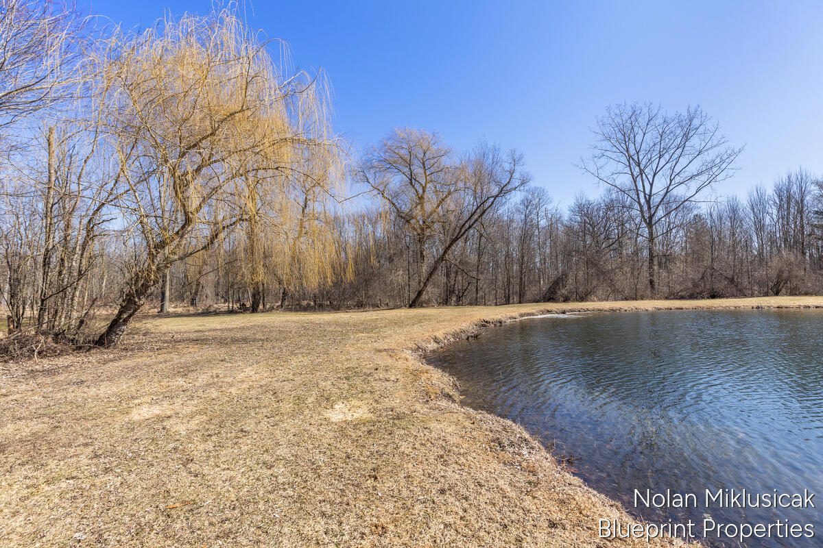 15342 West Almy Road Howard City, MI 49329 - Photo 45 of 82 15342-West-Almy_055