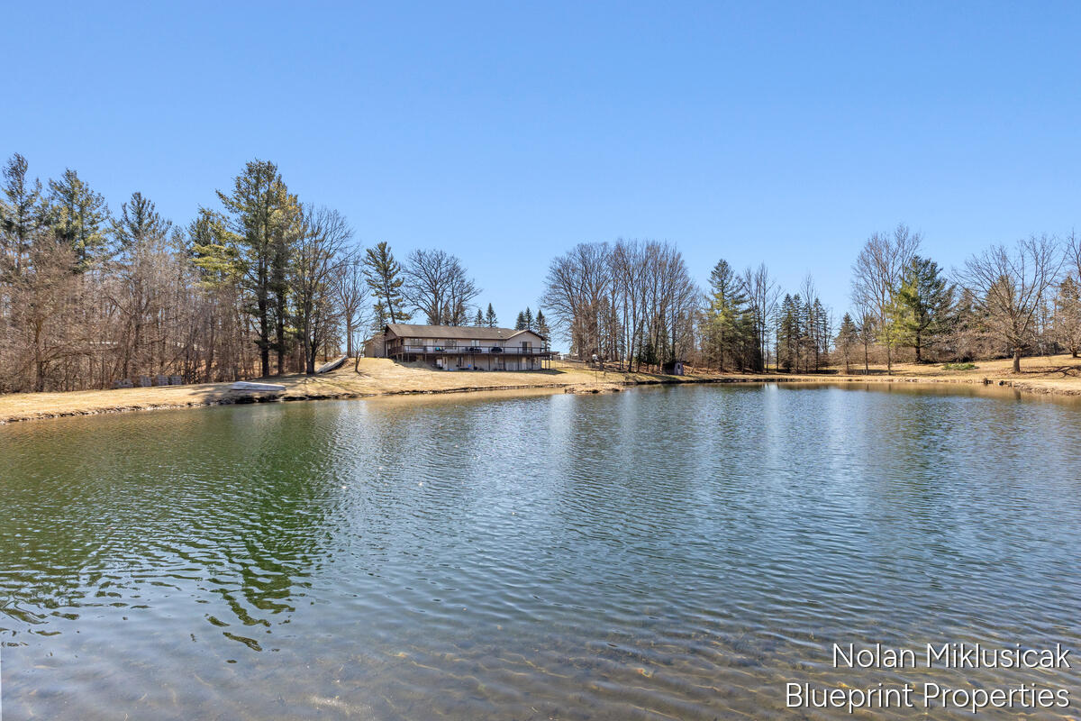 15342 West Almy Road Howard City, MI 49329 - Photo 46 of 82 15342-West-Almy_056