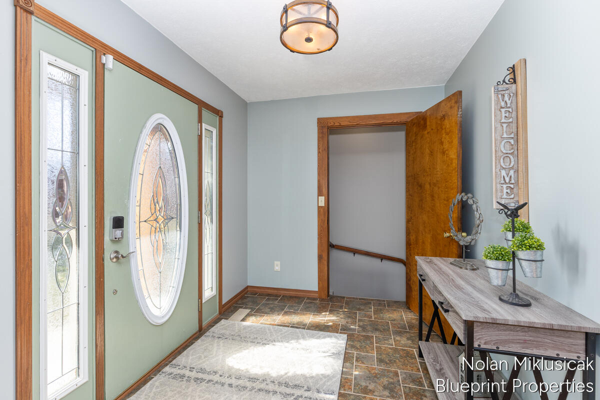 15342 West Almy Road Howard City, MI 49329 - Photo 6 of 82 15342-West-Almy_005