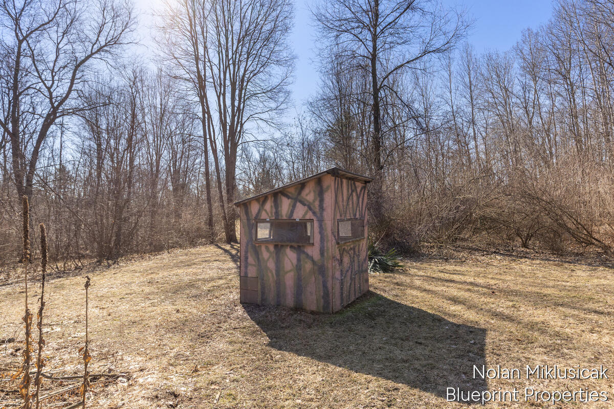 15342 West Almy Road Howard City, MI 49329 - Photo 63 of 82 15342-West-Almy_043