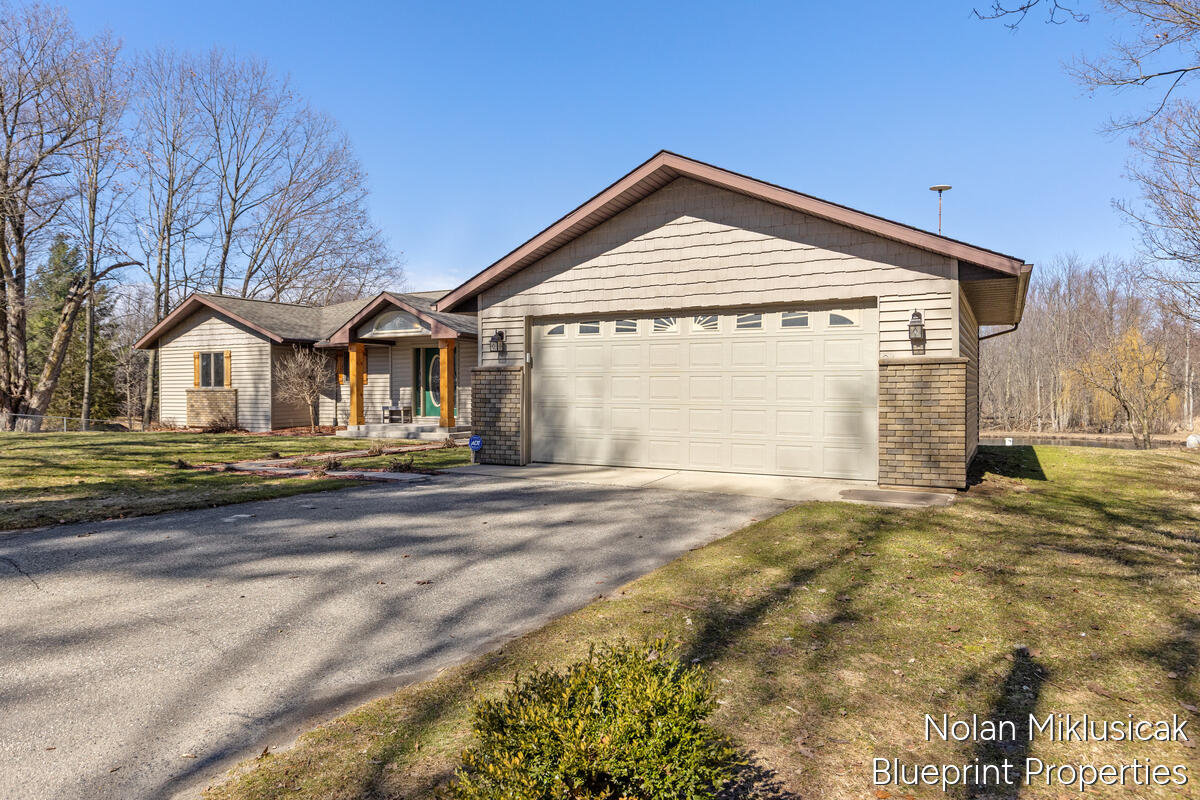 15342 West Almy Road Howard City, MI 49329 - Photo 79 of 82 15342-West-Almy_004