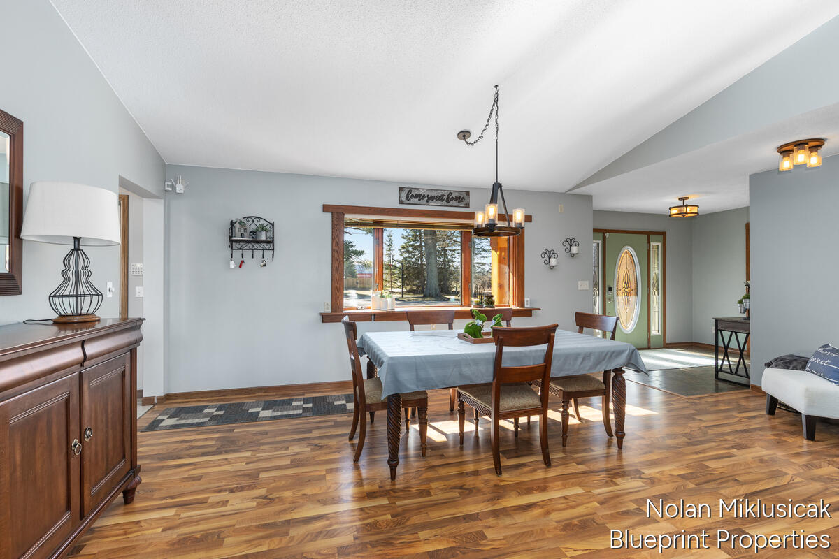 15342 West Almy Road Howard City, MI 49329 - Photo 8 of 82 15342-West-Almy_007