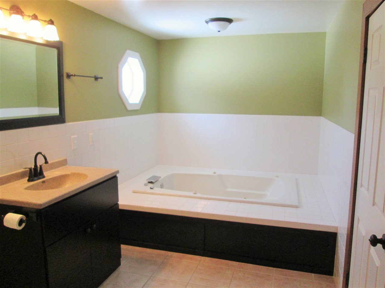 15154 Brick Road Granger, IN 46530 - Photo 15 of 19 Gallery Image 15