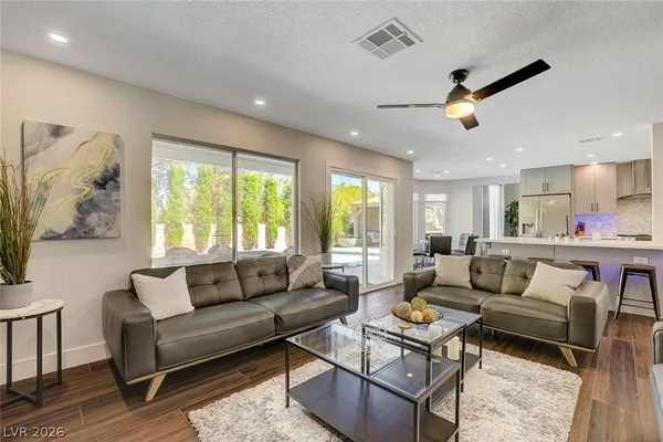 $7,250 | 2924 Domino Way, Las Vegas, NV 89117