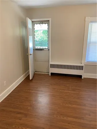 $1,650 | 14 Wallace Avenue, Unit 2, Warwick, RI 02886