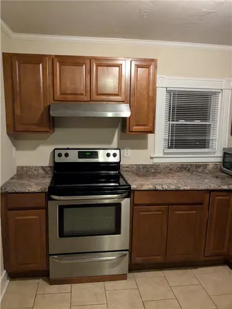 $1,650 | 14 Wallace Avenue, Unit 2, Warwick, RI 02886