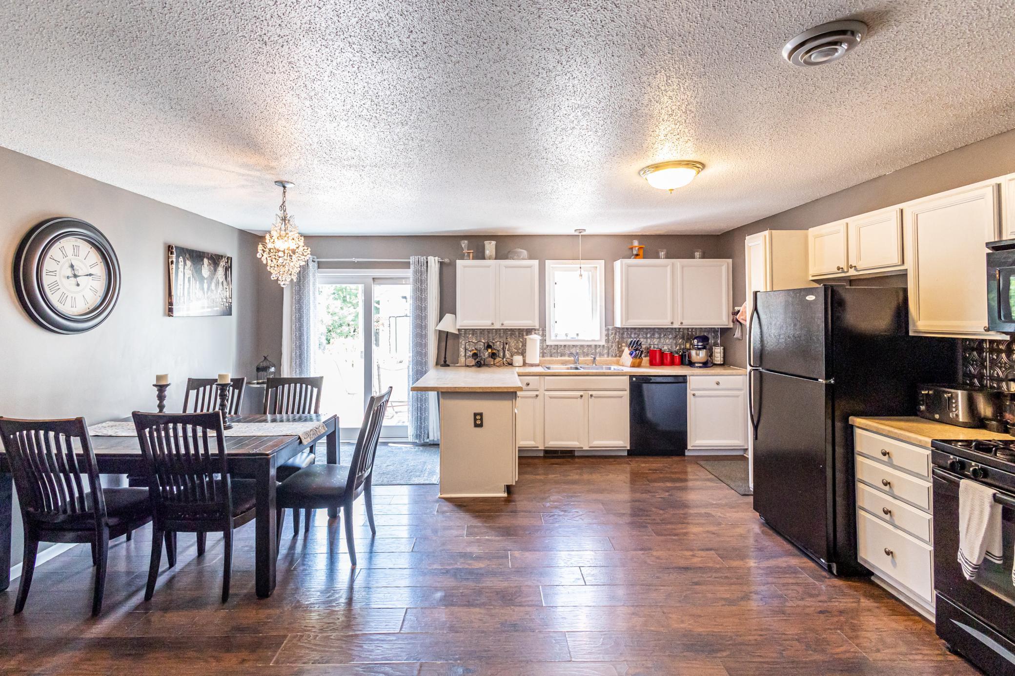 209 Northeast 3rd Street Milaca, MN 56353 - Photo 8 of 19