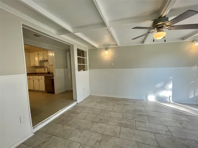 $1,750 | 1112 Southampton Drive, Angleton, TX 77515