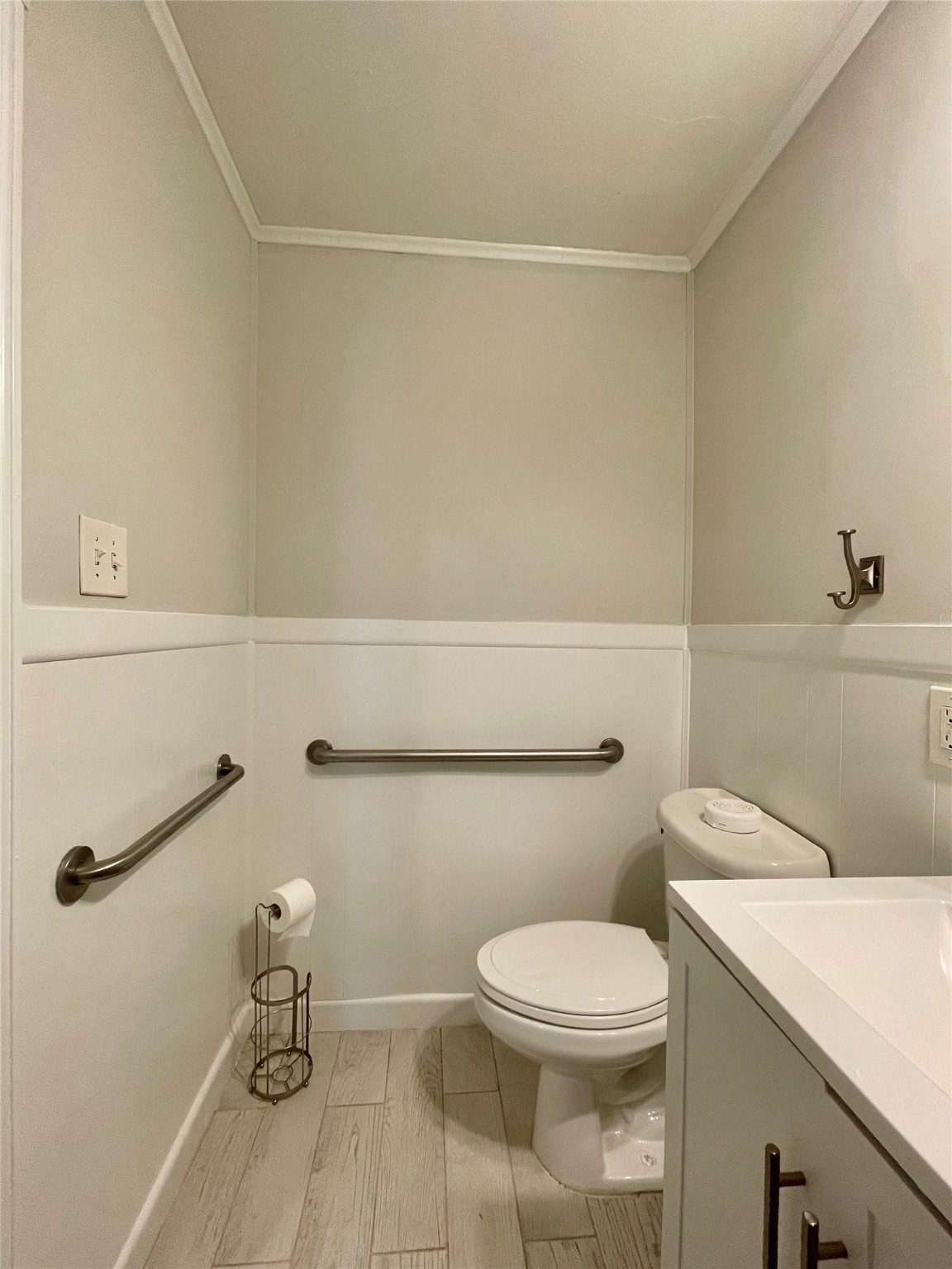 1112 Southampton Drive Angleton, TX 77515 - Photo 25 of 36