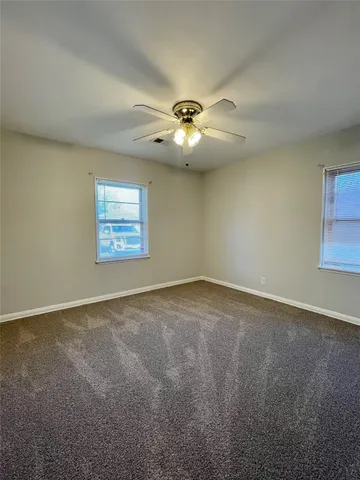 $1,750 | 1112 Southampton Drive, Angleton, TX 77515