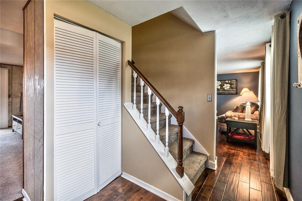 107 Bucks Road Cranberry Township, PA 16066 - Photo 2 of 24 Gallery Image 2