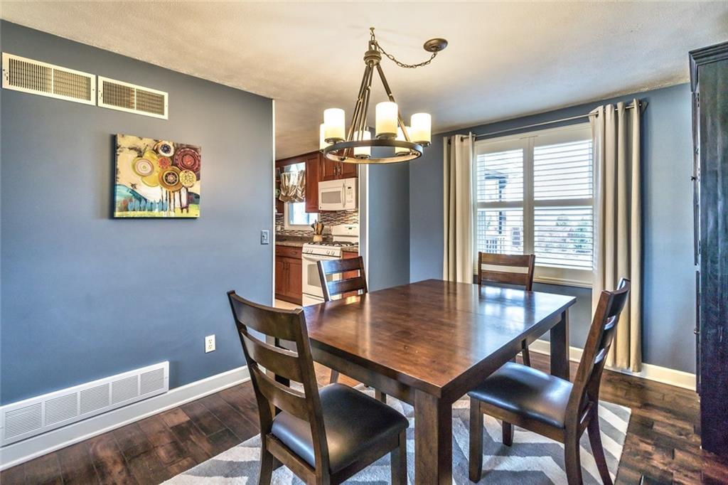 107 Bucks Road Cranberry Township, PA 16066 - Photo 8 of 24 Gallery Image 8