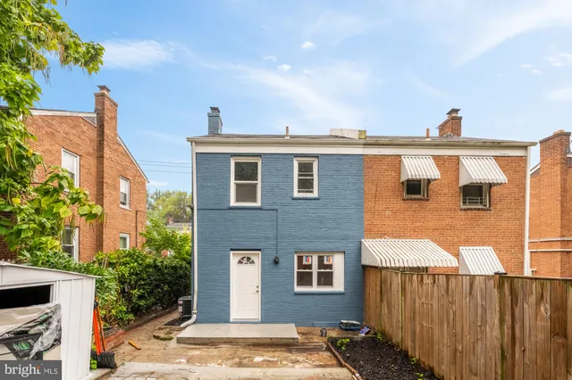 $384,000 | 4620 B Street Southeast, Washington, DC 20019