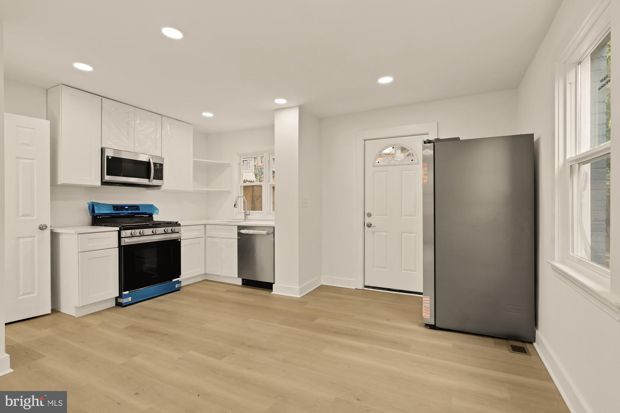 4620 B Street Southeast Washington, DC 20019 - Photo 4 of 23