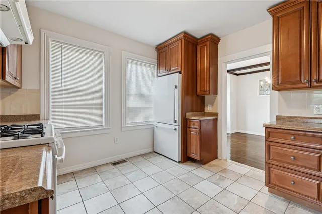 $849,000 | 401 Ocean Avenue, Malverne, NY 11565