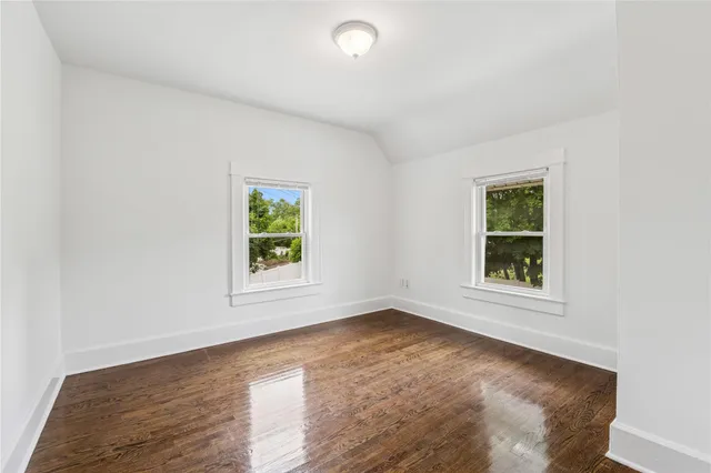 $849,000 | 401 Ocean Avenue, Malverne, NY 11565