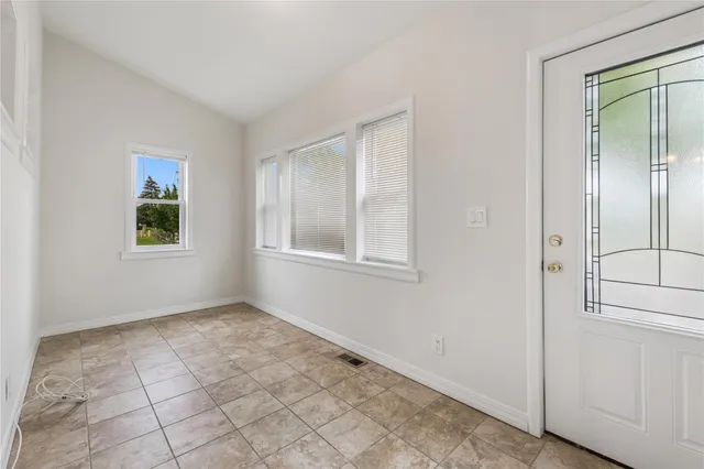 $849,000 | 401 Ocean Avenue, Malverne, NY 11565