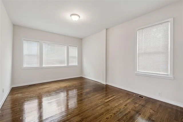 $849,000 | 401 Ocean Avenue, Malverne, NY 11565