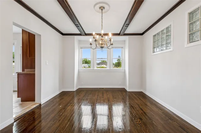 $849,000 | 401 Ocean Avenue, Malverne, NY 11565