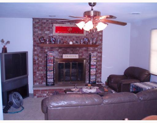 1610 Henley Road Troy, OH 45373 - Photo 3 of 8 Gallery Image 3