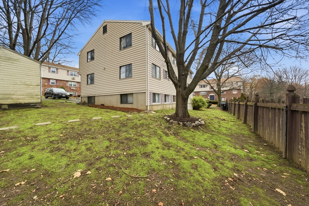 1 Laurent Road, Unit 3 Salem, MA 01970 - Photo 4 of 31