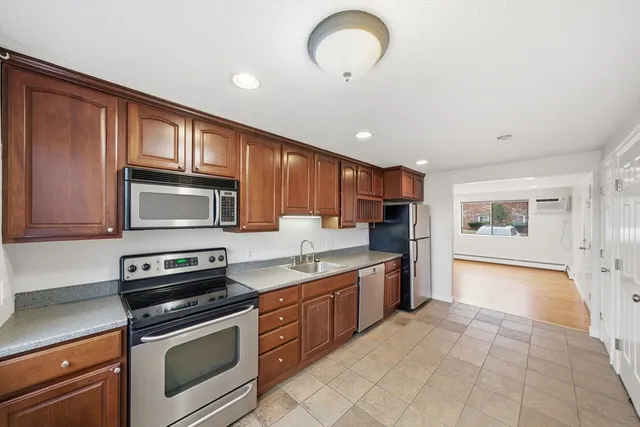 $379,900 | 1 Laurent Road, Unit 3, Salem, MA 01970