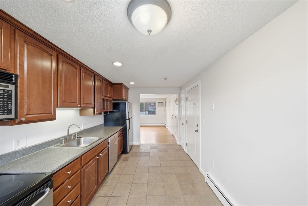 1 Laurent Road, Unit 3 Salem, MA 01970 - Photo 8 of 31