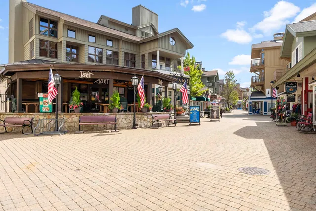 $899,000 | 19 Village Lodge Road, Unit 407, Stratton, VT 05340