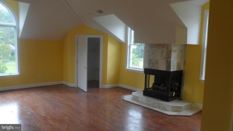13575 Woodmore Road Bowie, MD 20721 - Photo 18 of 30 Interior (General)